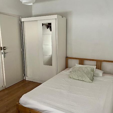 Habitacion Economica Apartman Figueres  Kültér fotó