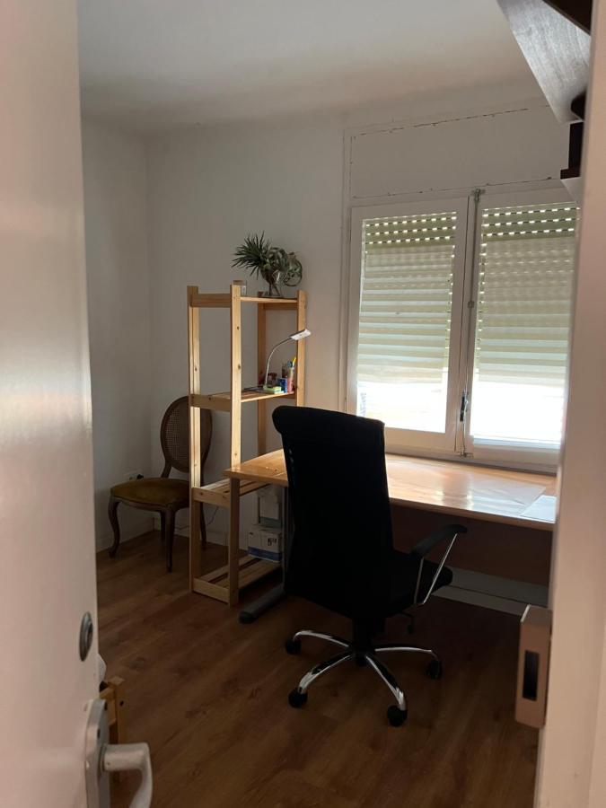 Habitacion Economica Apartman Figueres  Kültér fotó