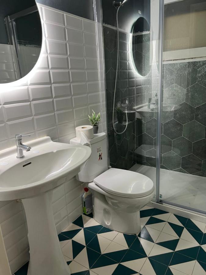 Habitacion Economica Apartman Figueres  Kültér fotó