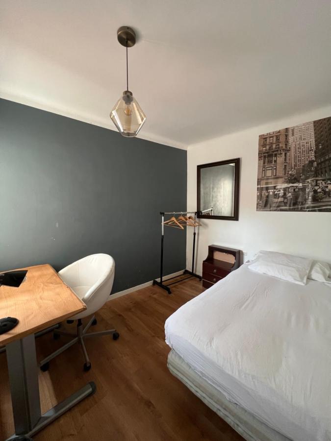 Habitacion Economica Apartman Figueres  Kültér fotó
